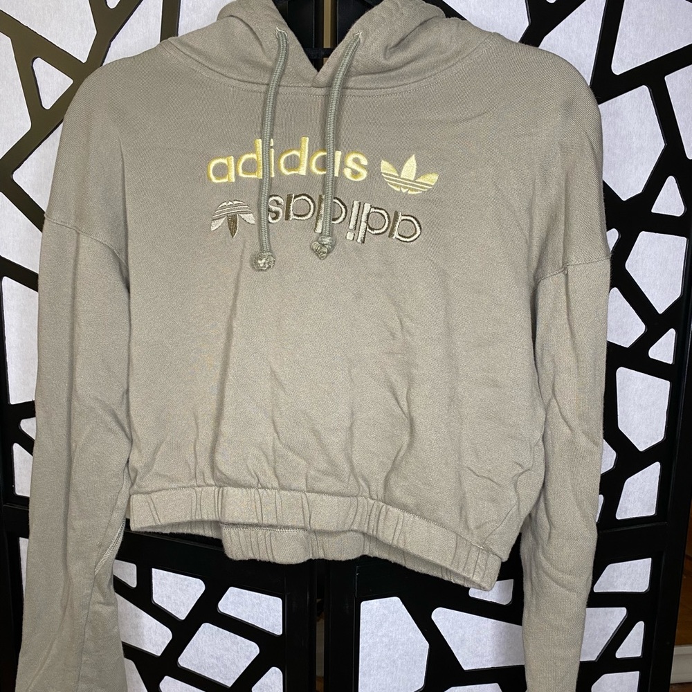 Women’s adidas sweat suit Size M